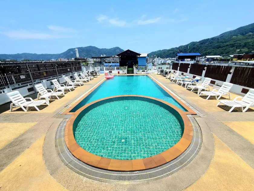 Issara Hotel Patong - Image 1