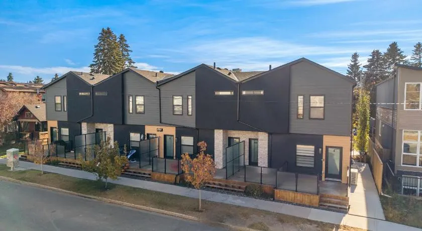 Three Sisters Villas - 9bd 6ba - 7 Mins Dt - 20 Ppl - Image 1