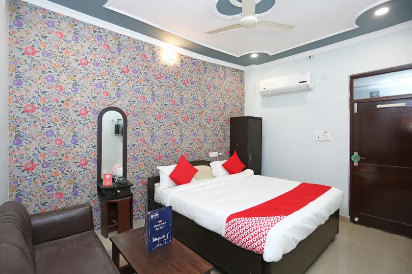 Hotel O Jk Mahal - Image 1