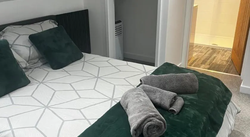 Idyllic Studio Flat - Image 1