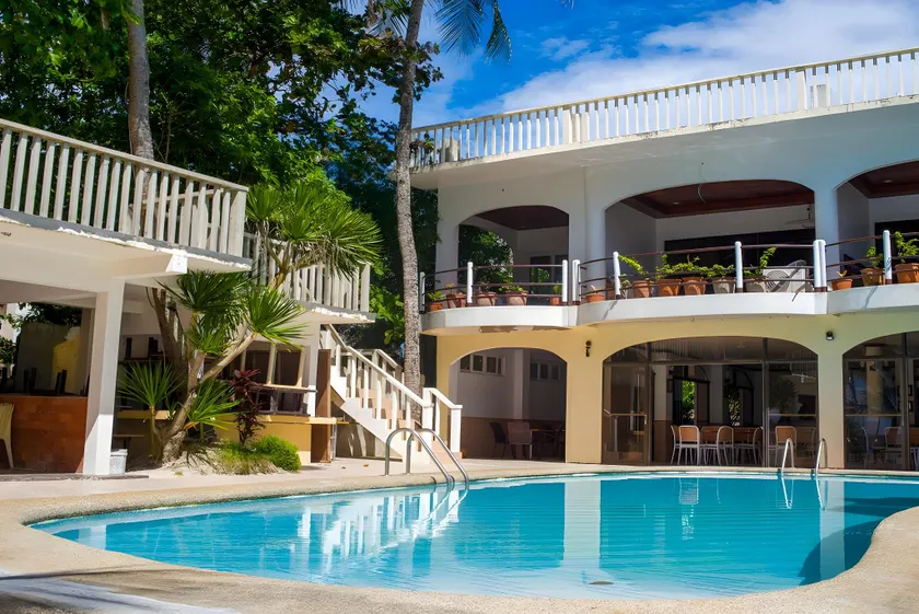 Lukay Las Brisas - Image 1