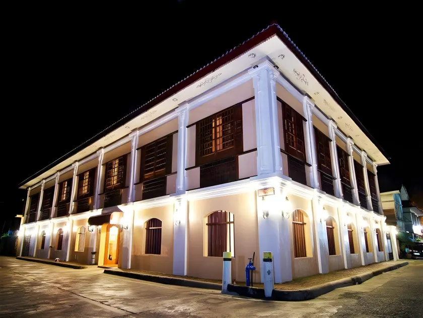 Hotel Felicidad - Image 1