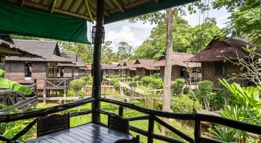 Mook Lanta Eco Resort - Image 1