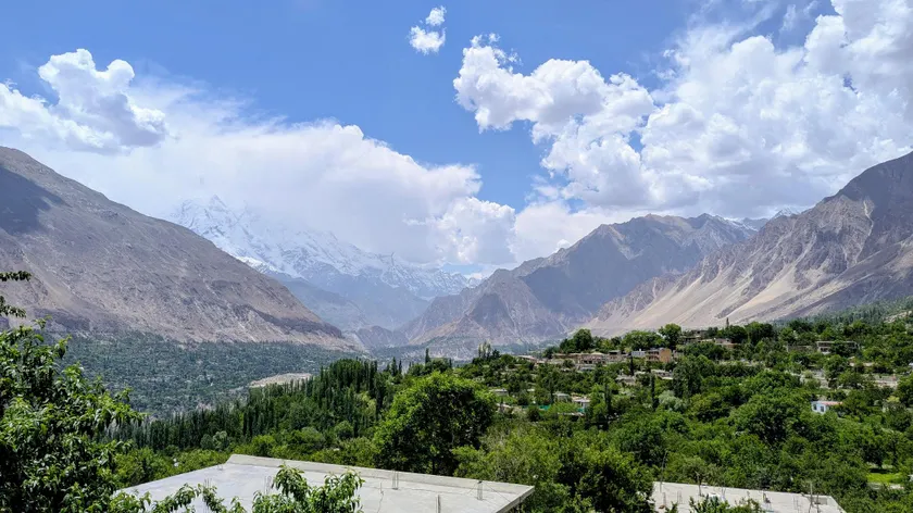 The Jade Palace, Hunza - Image 1