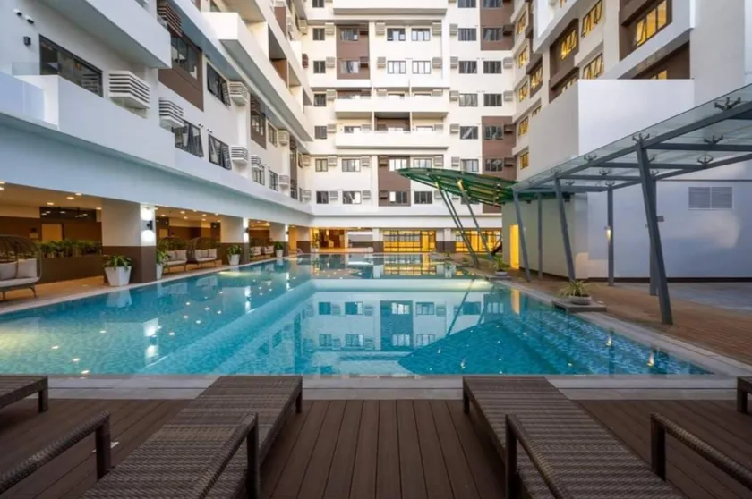 LD Cozy Condo Unit near Cebu IT Park - Pool, Gym - Image 1