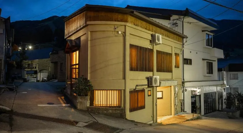 Corner House - Image 1