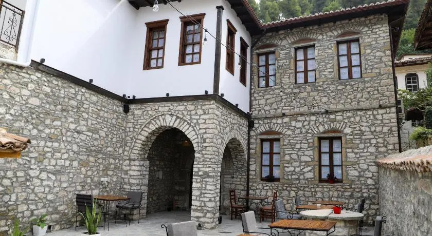Koroni Boutique Hotel - Image 1