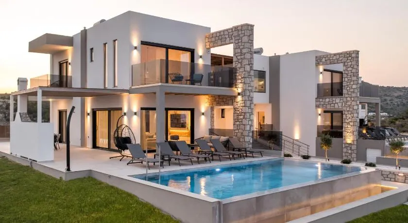 Blue Sunrise Villa 1 - Image 1