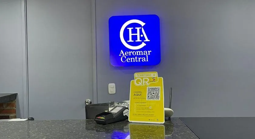 Hotel Aeromar Central - Image 1