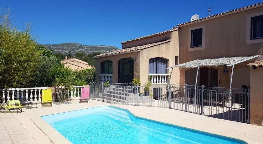La Châteaude - Image 1