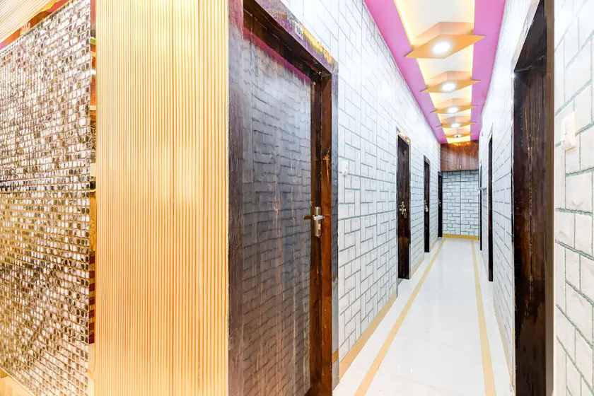 Hotel O by OYO AL- PINE 76 - Image 1