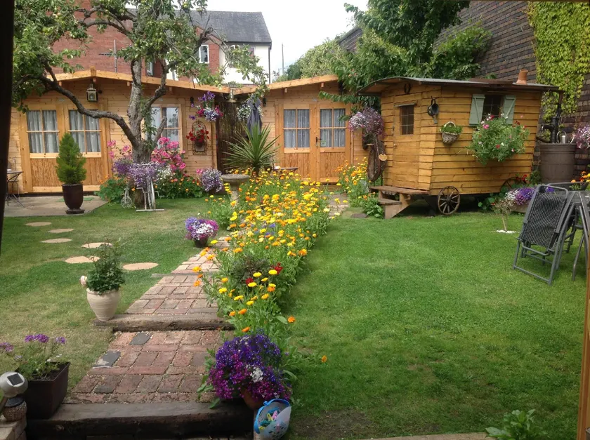 Alice Guest house - Image 1