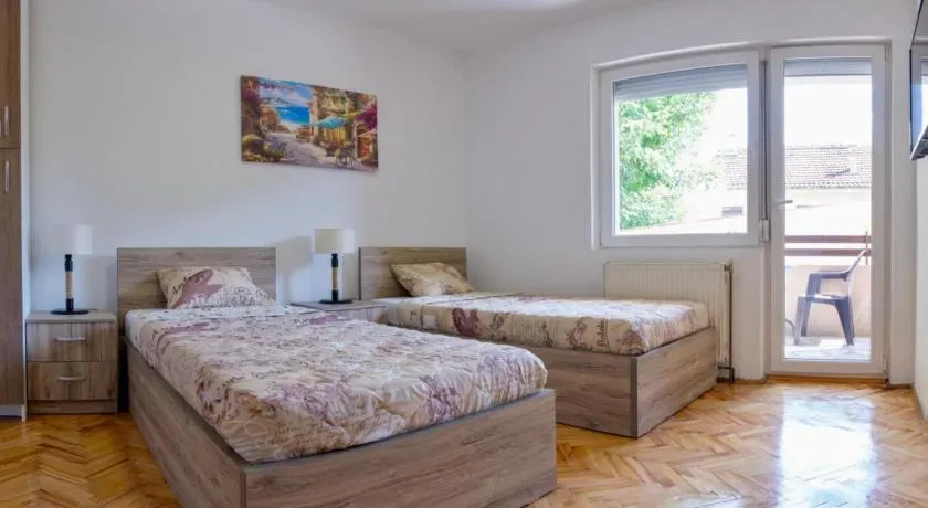 Garden Hostel - Image 1