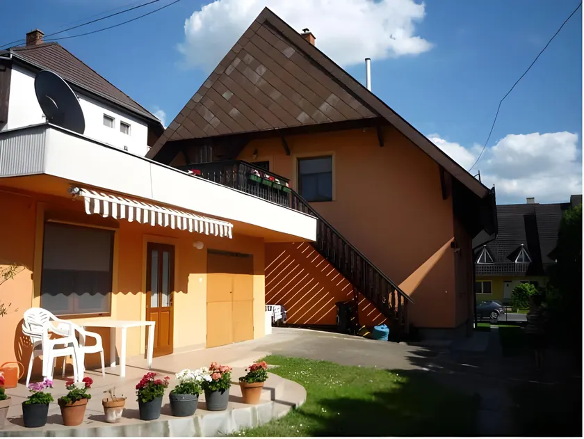 Molnár Vendégház - Image 1