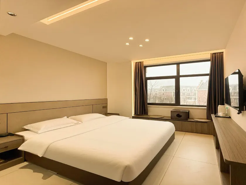 Fuxing Hotel (Jinshitan National Tourist Resort Branch) - Image 1