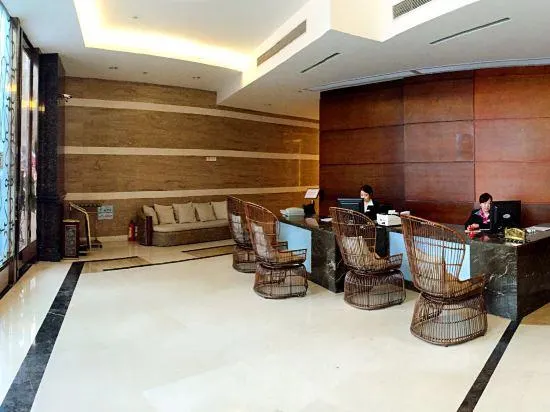 Huangjiang Holiday Hotel - Image 1