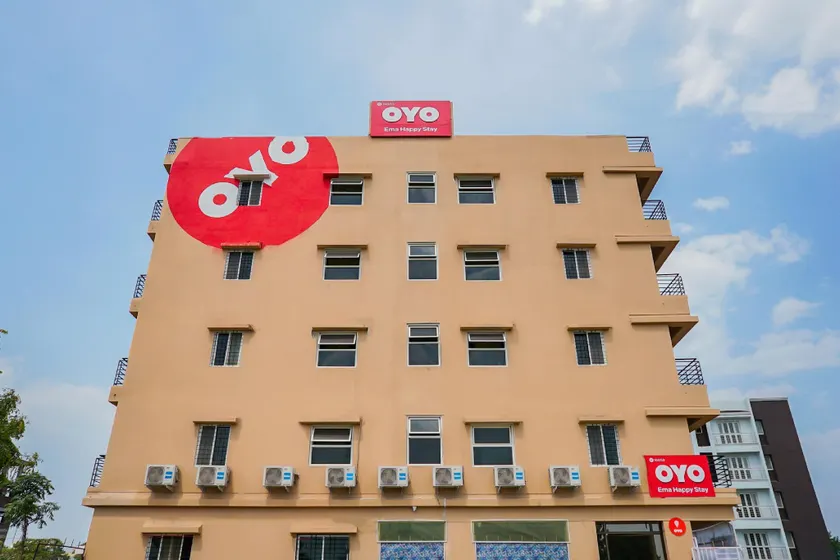 Hotel O Ema Happy Stay - Image 1