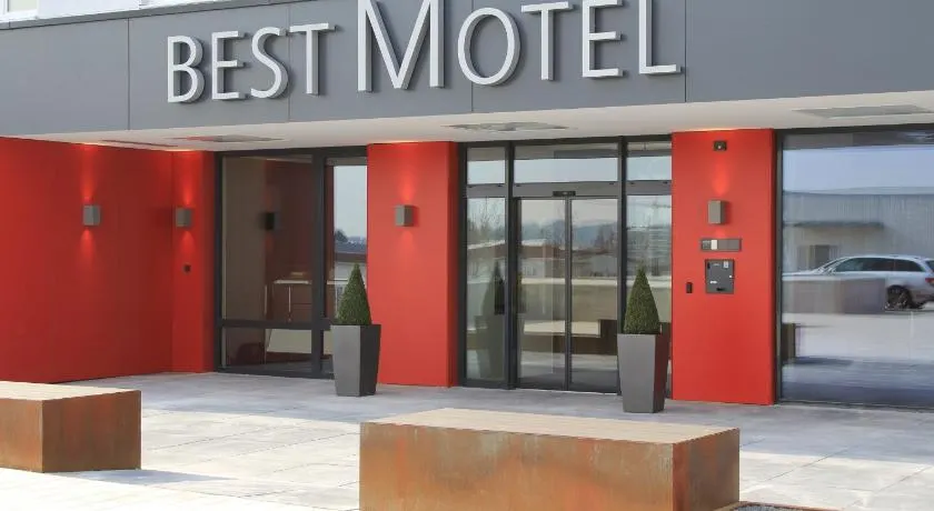 Best Motel - Image 1