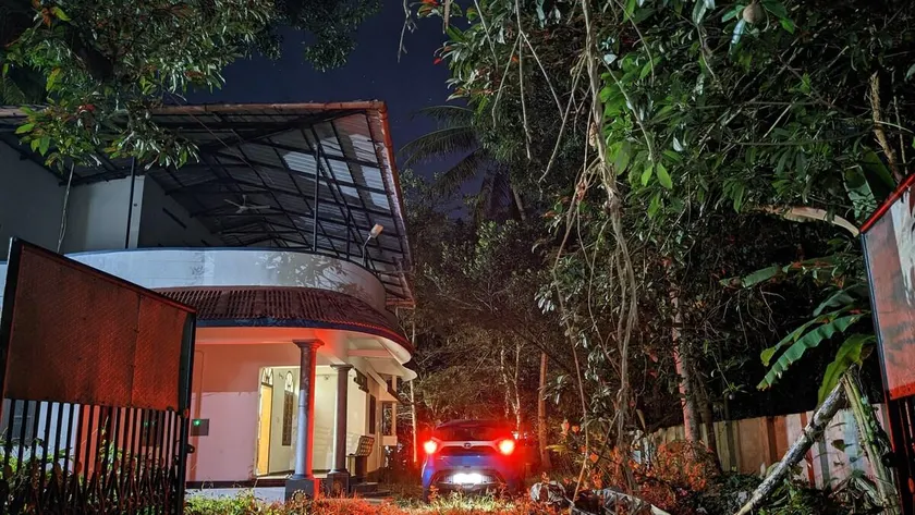 IslandStay-a riverside property - Image 1