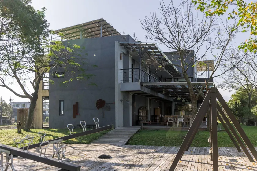 Serene Gray B&B - Image 1