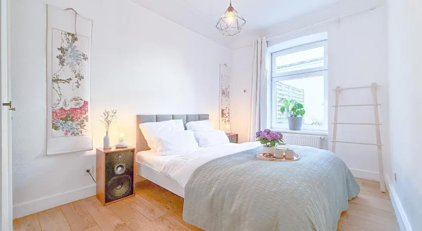 Stilvolle Altbauwohnung in Ottensen - ruhig und zentral - Image 1