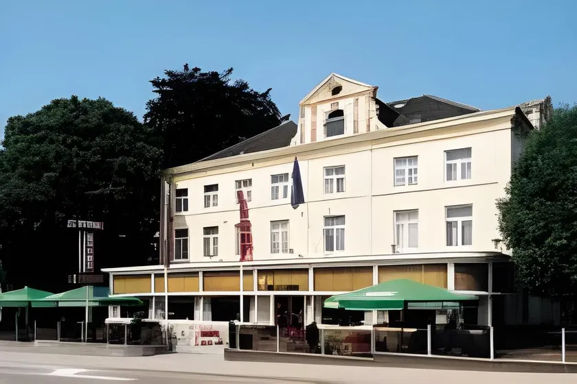 Atlas Hotel - Image 1