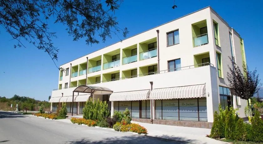 Hotel-Clinic Dr. Gechevi - Image 1