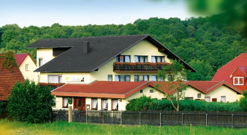 Saaletal Pension & Ferienwohnungen - Image 1
