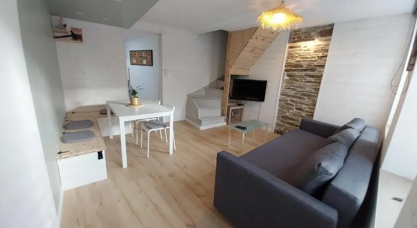 Le Scailleteux, petite maison de mineur, climatisée non accessible PMR - Image 1