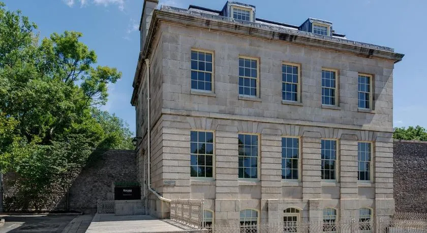 Admiral's House by Maison Pierre - Image 1
