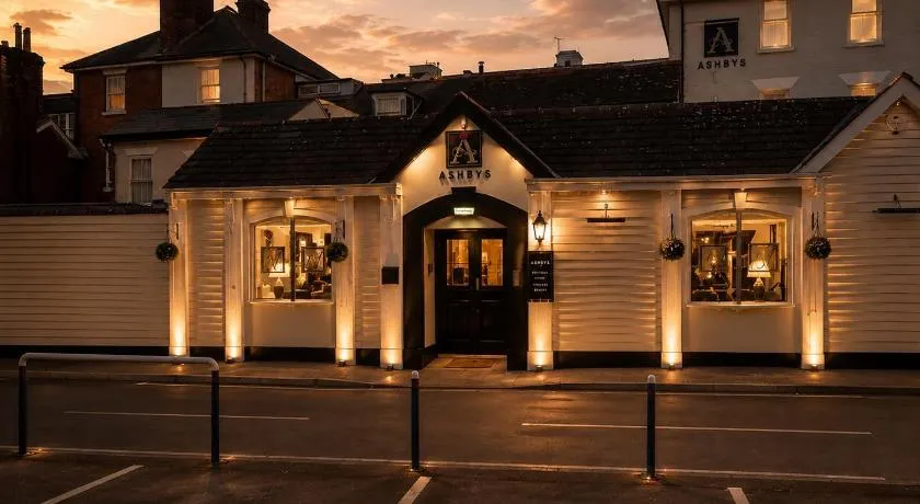 Ashbys Accommodation & Spa hire - Image 1