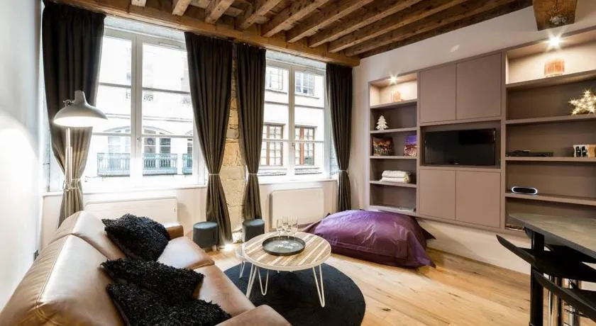 All in Lyon | Beau bijou au cœur du Vieux Lyon - Image 1