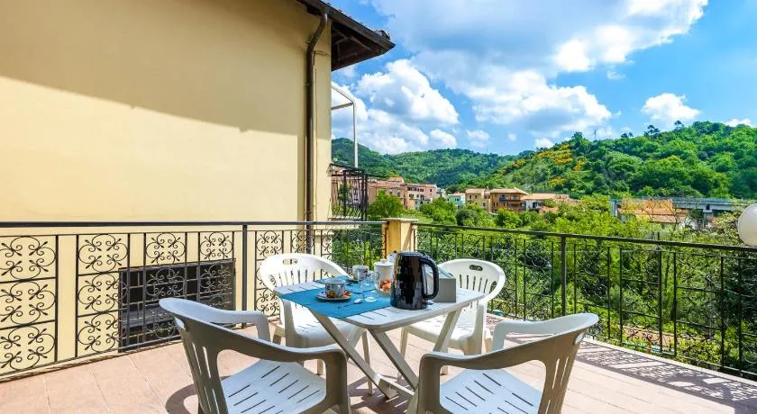 Hostdomus-Country House - Image 1