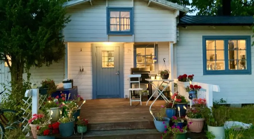 Underbart litet hus i lantligt läge - Image 1