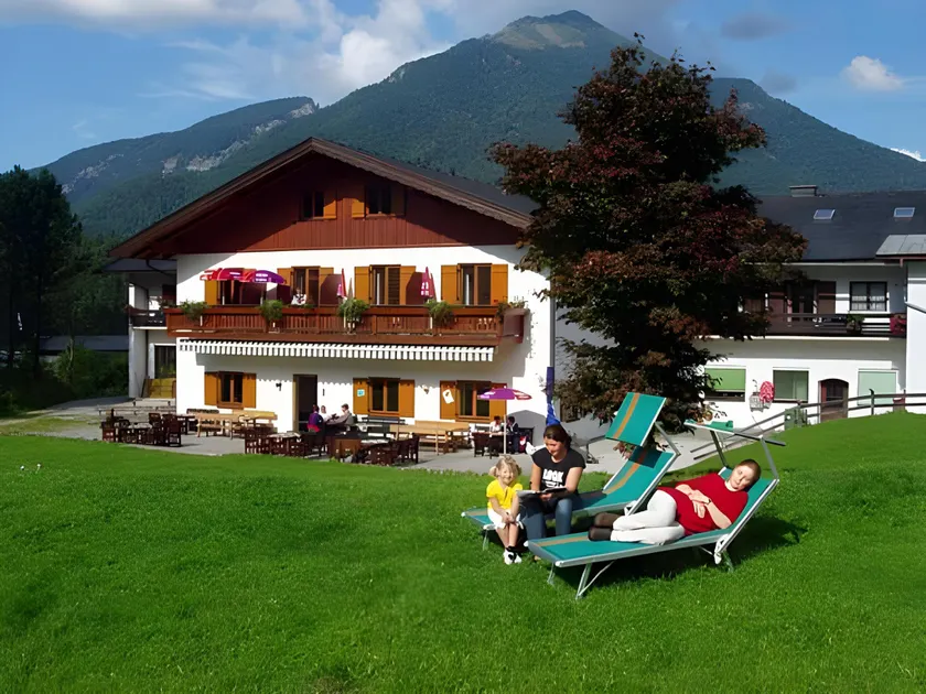 Hotel Garni Pension zur Wacht - Image 1