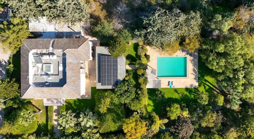 Anton Grand Estate - 5BR Villa with Private Pool - Image 1