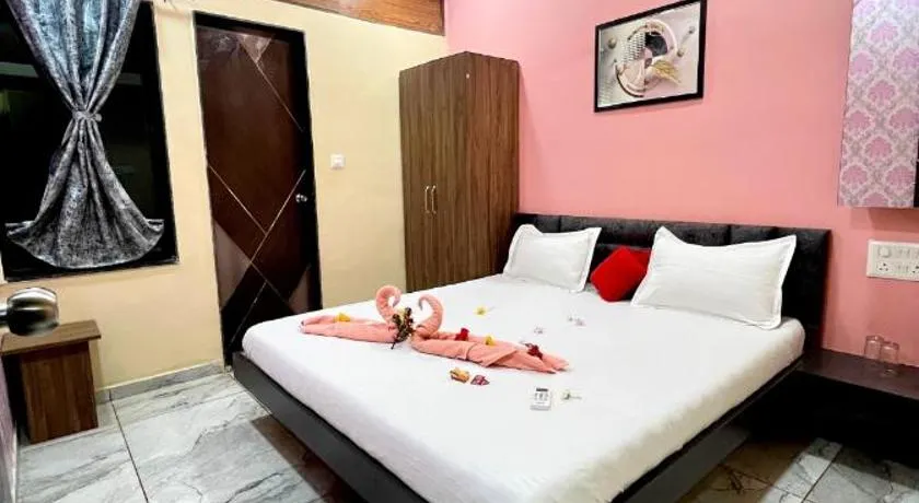 Statue of unity Delux home stay - Image 1