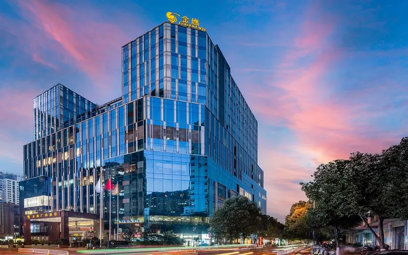Kunming Golden Eagle Summit Hotel - Image 1