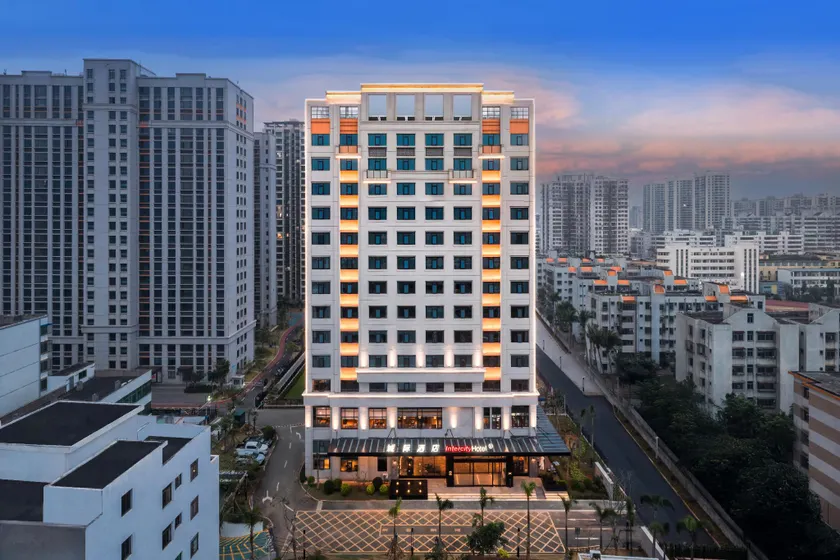 Intercity Hotel Haikou High Speed Rail East Station - Image 1