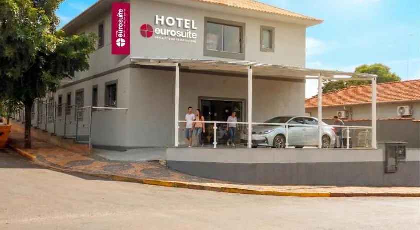 Hotel Euro Suite Santa Rita do Passa Quatro - Image 1