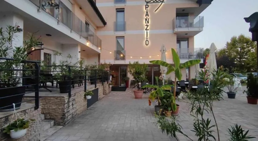 City panzió - Image 1