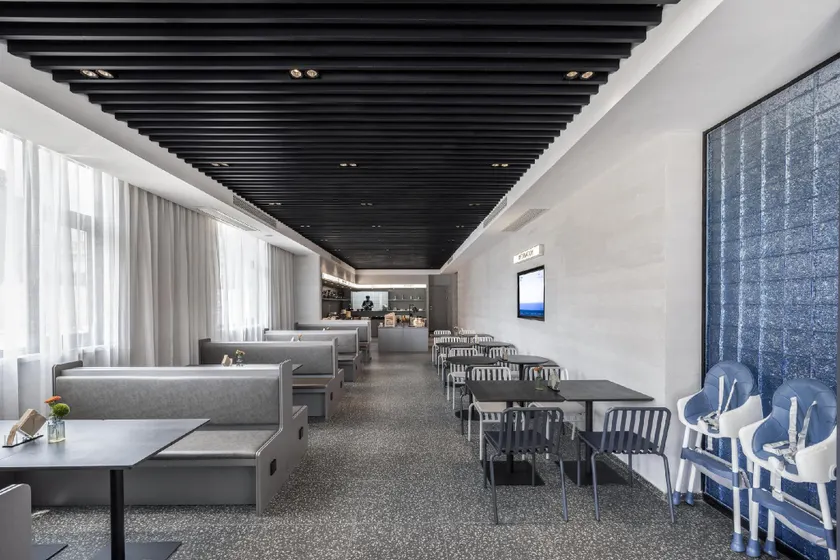 Atour Light Hotel Yangzhou Dongguan Street He Garden - Image 1