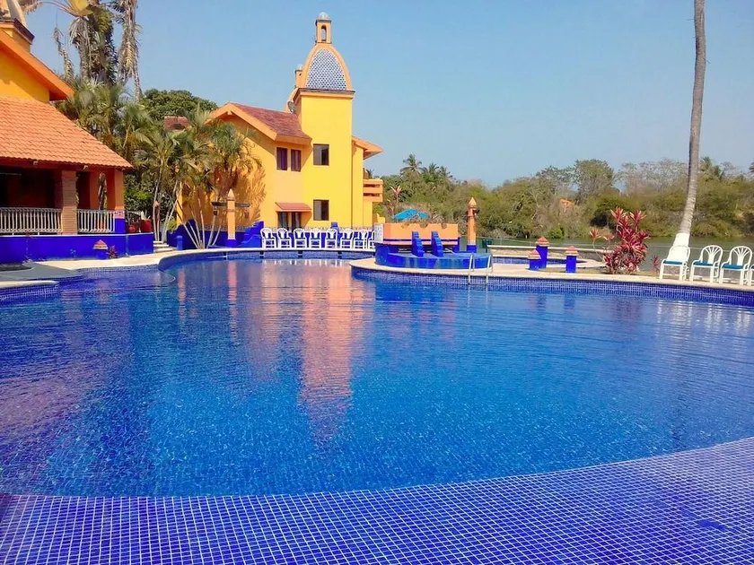Canadian Resort Vallarta - Image 1