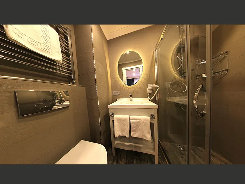 Santa Lucia Suites - Image 1