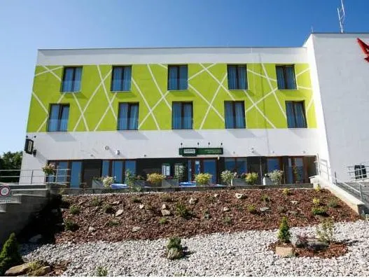 Nad Královnou Hotel & Restaurant - Image 1