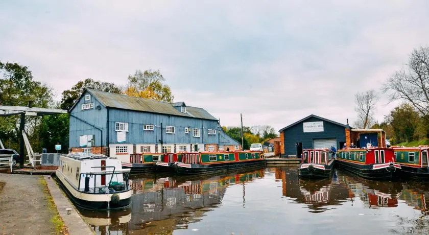 Wrenbury Mill Apartment - Image 1