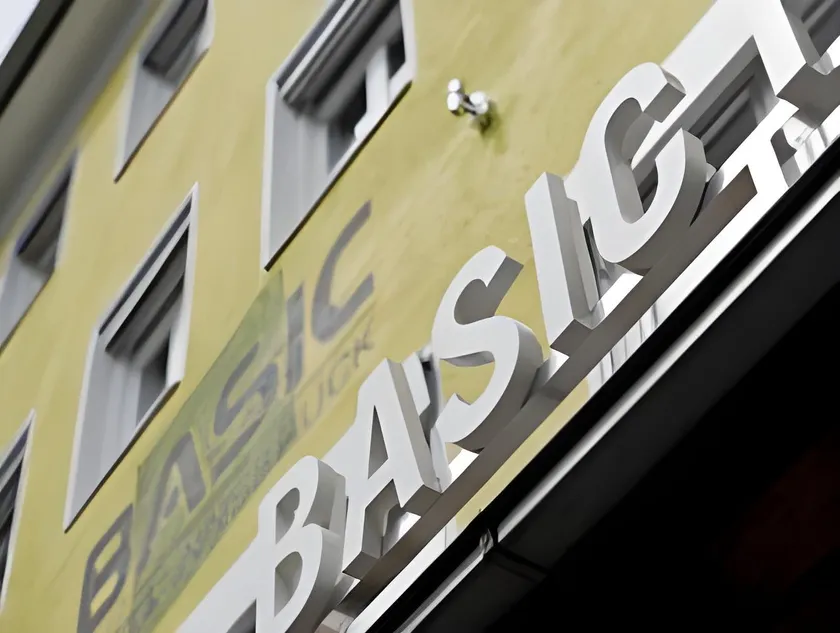 Basic Hotel Innsbruck - Image 1