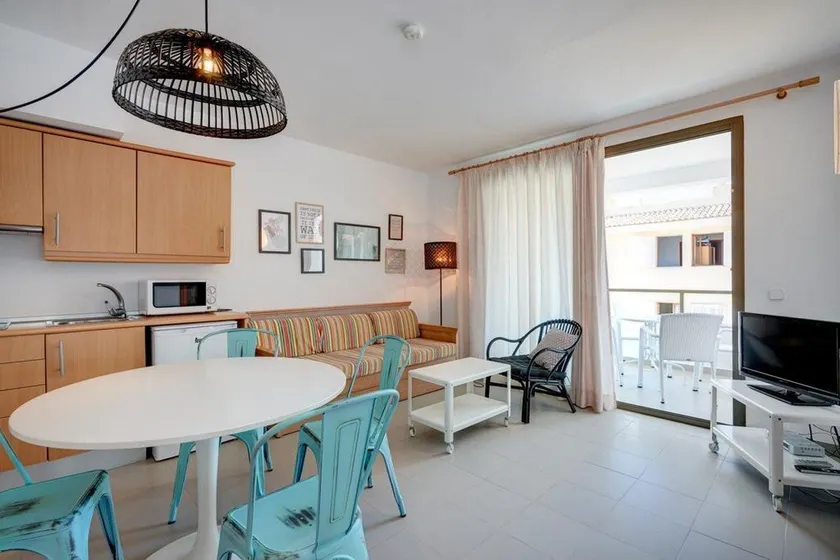 Apartamentos Lemar - Image 1