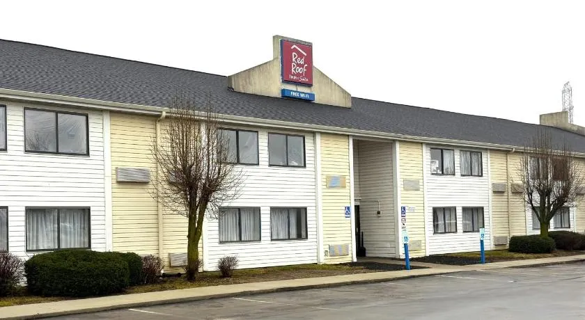 Red Roof Inn Kokomo - Image 1