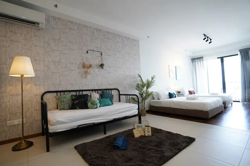 New Premium Seaview Studio @Gurney4-6pax (273) - Image 1